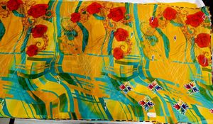 🇳🇿💫🎀Vibrant Yellow Floral Print Saree