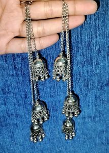 Elegant Dangle Earrings with Crystal Accents