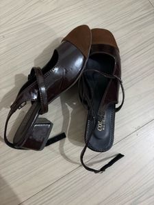 PRICE DROP!!! MARY JANE BROWN !!