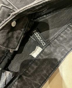 New Stylish Black Denim Shorts &amp; Free Gift 🎁