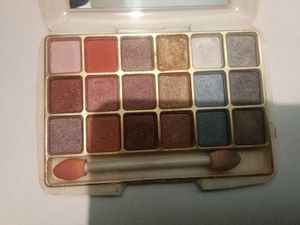 Eyeshadow Palette