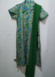 Green Floral print Kurta Pajama Dupatta Set