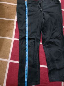 Cantabil Women Knee Length Trouser