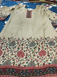 Floral Elegant Embroidered Kurta set