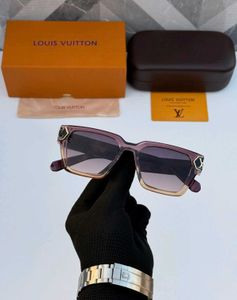 BRAND-LOUIS VUITTON**UNISEX MODEL* SUNGLASSES