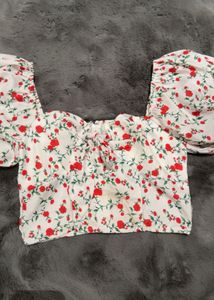 Floral Print Puff Sleeve Crop Top
