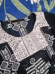 Women's Top