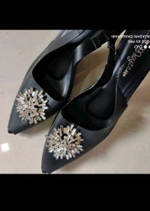 Elegant Black Heels size 38 with imported liner