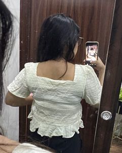 Light yellow top