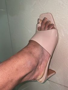 Chic Block Heel Slides