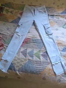 Light Wash Frayed Hem Cargo Jeans