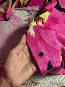 Bold Floral Print Cropped Shirt
