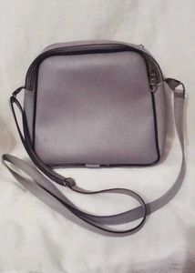 Chic Grey Crossbody Bag