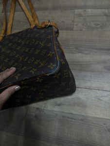 Designer louis vuitton bag