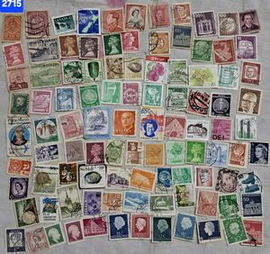 100 MIX FOREIGN Stamps