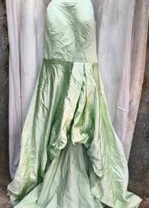 191712. Elegant Pastel Green Evening Gown