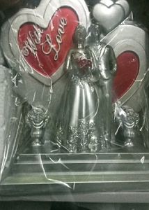 "💑 PI Beautiful Couple Figure: Perfect Home Decor &amp; Gift for Valentine's, Anniversaries, Birthdays, and More! 🏡🎁 Made in India."
