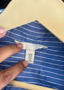 H&amp;M Classic Blue Striped Button-Down Shirt