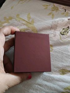 Tanishq Jewellery Earrings Box