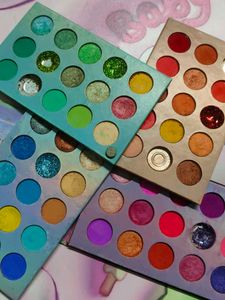 set of 2 Vibrant Eyeshadow Palettes