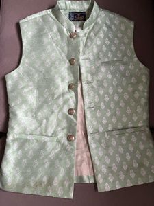 🌿 Elegant Mint Green Waistcoat