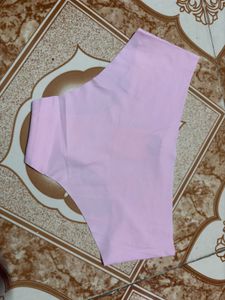 Comfortable Pink Seamless Briefs