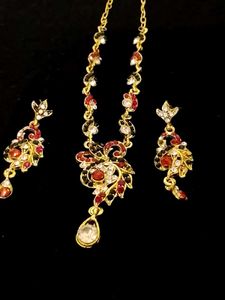 Exquisite Red and Gold Necklace Set