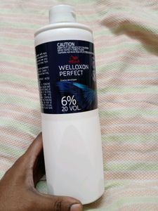 Wella Welloxon Perfect Creme Developer, negotiable