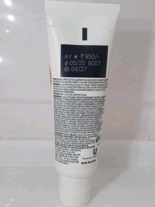 Novology Tinted Sunscreen SPF50