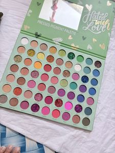 eyeshadow pallet