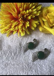 beautiful earing