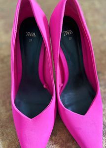 Hot Pink Pointed Toe Heels