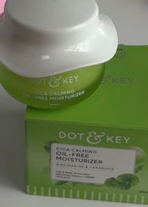 Dot & Key Cica Calming Oil-Free Moisturizer