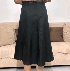 Black Pleated Midi Skirt