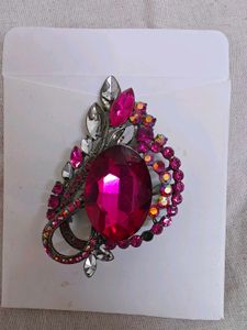 Stunning Rhinestone Brooch