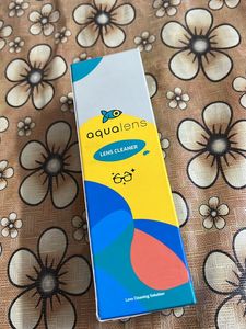 Aqua lens cleaner