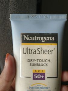 Neutrogena Ultra Sheer Dry Touch Sunscreen SPF 50+
