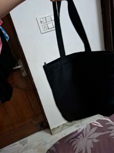 Black Tote Bag with Daisy Embroidery