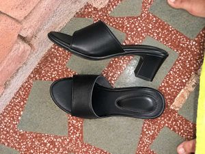 Stylish Black Slip-On Sandals