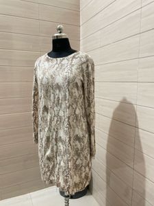 OLD NAVY Snakeskin Print Long Sleeve Dress