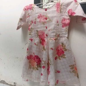 Beautiful Floral Print Kurta
