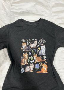 grey cat graphic tee