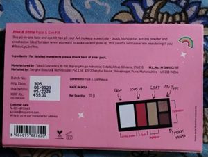 MYGLAMM MAKEUP KIT COMBO