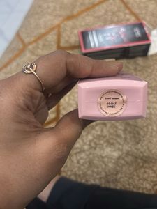 RENEE Bollywood Filter Blurring Foundation