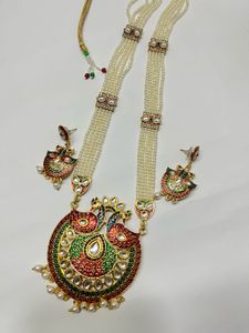 Exquisite Peacock Pearl Necklace & Earring Set