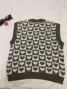 Cute Heart Pattern Sweater Vest