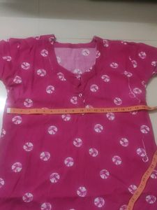 M Size Gown