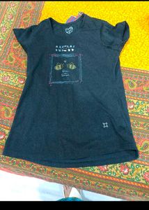 Cute Bee Graphic T-Shirt