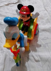Mickey & Donald Ride
