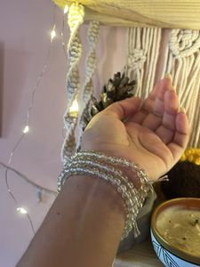 Clear pearl thread chain
